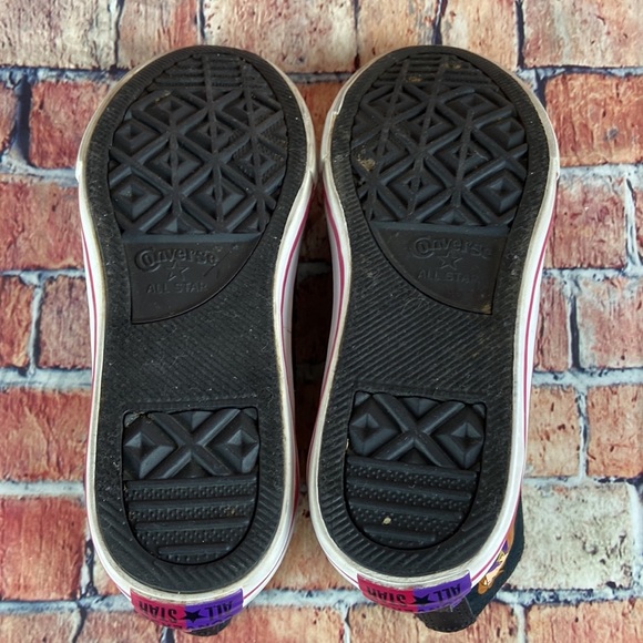 CONVERSE ALL-STAR CHUCK TAYLOR X FROZEN COLLAB HITOPS, YOUTHS SIZE 3 GUC - Picture 10 of 11